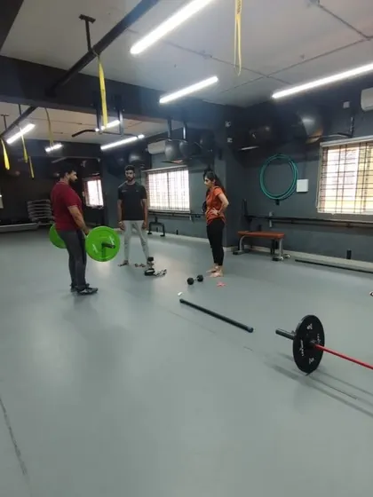 A master trainer supervises as students work with different equipment. This image shows the variety of hands-on learning experiences we provide.