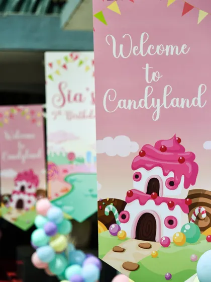 A "Welcome to Candyland" banner, setting a sweet tone for the party from the very beginning.
