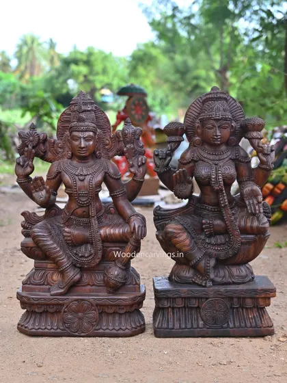 The full set of Maha Vishnu and Maha Lakshmi statues, ready to bring blessings of preservation and prosperity.