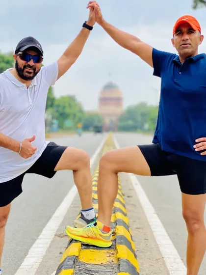 Two of our runners striking a pose with Rashtrapati Bhavan in the background. Our Sunday runs often take us to the most scenic parts of Delhi.