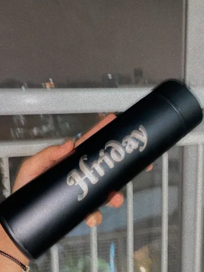 This matte black temperature bottle, personalized with the name "Hriday," is a sleek and practical gift. It's perfect for daily use, whether at the office, gym, or on the go.