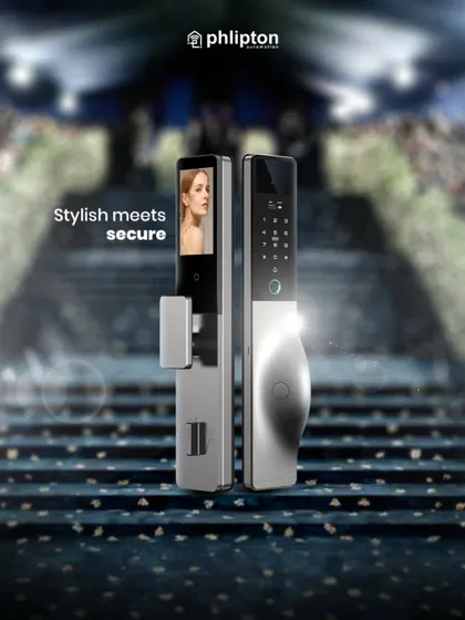 A smart lock should be both stylish and secure. This model, with its integrated video screen, is designed to be a beautiful yet formidable guardian for your home's entrance.