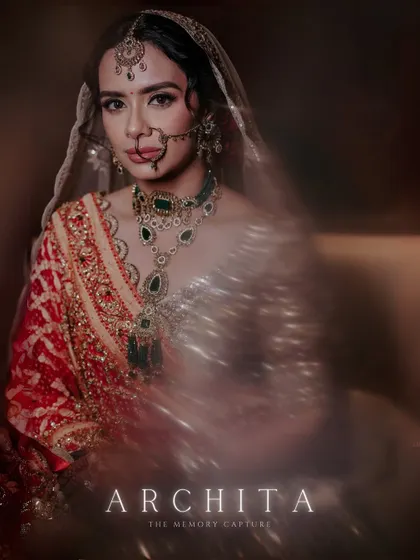 A bridal portrait is a work of art. Using a slow shutter technique, we created this ethereal, motion-filled portrait of Archita, capturing her elegance and the dreamlike quality of her wedding day.