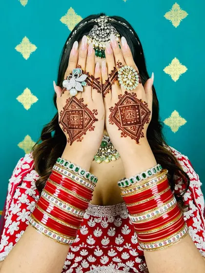 For the modern bride, I love creating bold, geometric mehndi designs. This style features clean lines and striking patterns that make a contemporary statement while still honoring tradition.