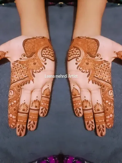 For those who love elegance, my Arabic designs are a perfect choice. This pattern features a graceful, flowing vine of paisleys and florals, creating a beautiful adornment without full coverage.