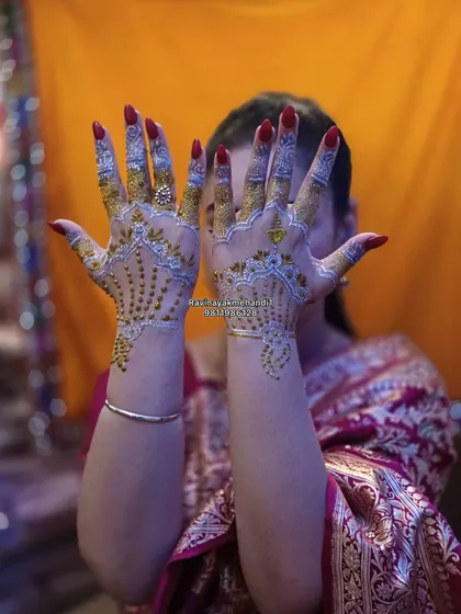 For those who want something truly different, we also offer white and glitter henna. This design is perfect for parties and events, adding a touch of sparkle to your look.