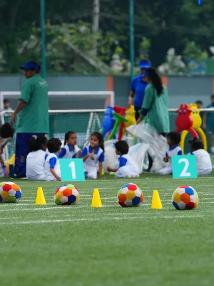 From quiet meditation and yoga poses in the classroom to the energetic races and team drills on Sports Day, we focus on holistic child development. These activities help build physical strength, coordination, and the spirit of sportsmanship.