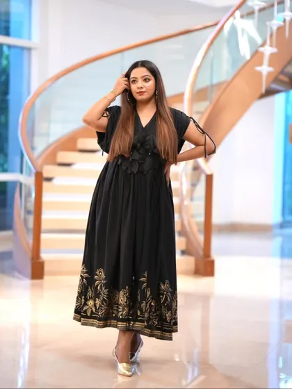 Another look from the Fracto Prop event. I believe in power dressing that reflects the tone of the event, and this outfit was perfect for a modern corporate launch.