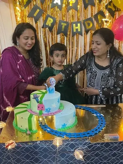 This cake features a fusion of Elsa and Cocomelon themes, complete with a working toy train. It shows how I can combine different ideas into one fun, interactive creation for your child's party.