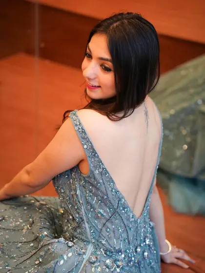 Another look at the beautiful grey gown from Laljees, perfect for Diwali celebrations or any grand festive occasion. The sparkle is just mesmerizing.