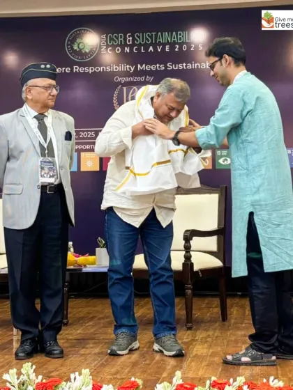 Being felicitated at the CSR and Sustainability Conclave. It's an honor to be recognized, and it motivates us to continue our work with even greater dedication.