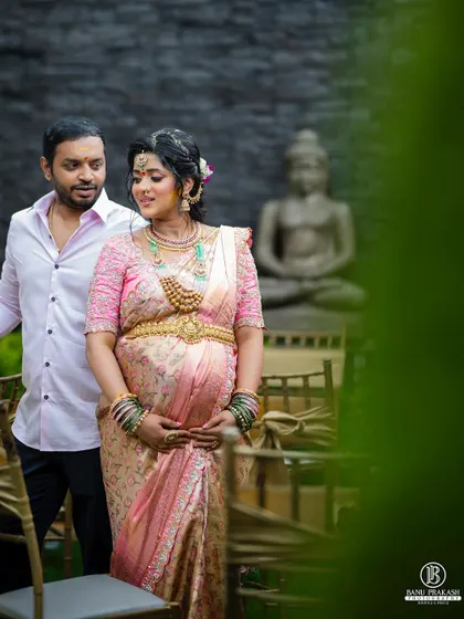 A beautiful outdoor maternity portrait. The soft, natural makeup enhances her pregnancy glow perfectly.