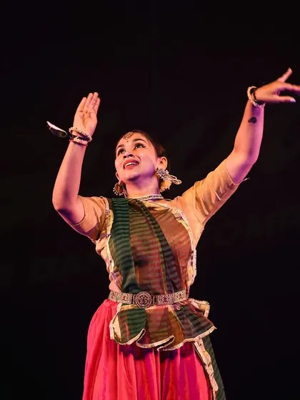A solo performer showcasing her skills in Indian classical dance at our all-style competition. BIG.inning is a platform for every kind of dancer to shine.