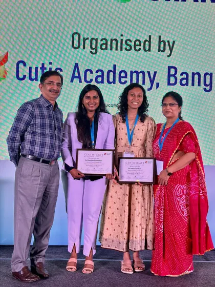Pictured with fellow awardees at the KNOWLEDGE SHARE 2023 conference. It's inspiring to be among peers dedicated to advancing dermatological science.
