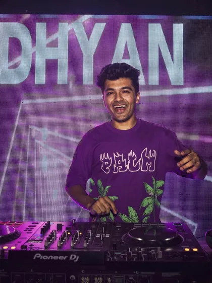 The moment right before I start playing house music, full of anticipation.