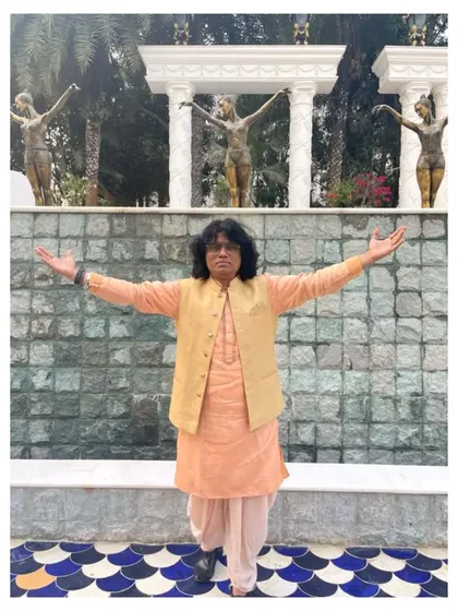 A moment of joy and gratitude in Hyderabad. Performing with the Sitar Symphony is always a fulfilling experience.