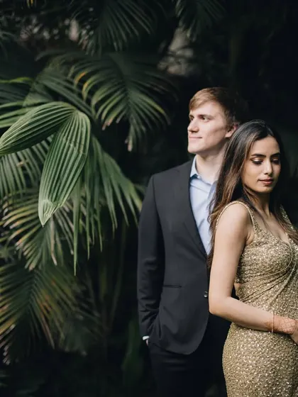 For her cocktail night, we styled this bride in a stunning sequined gold saree by Asthana Narang, creating a look of pure glamour.