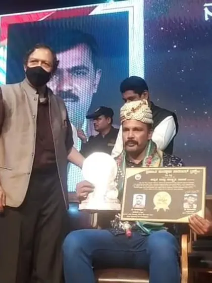 It was a humbling experience to receive the Rathnashree award from former Lokayukta, Sri Santhosh Hegde. This recognition fuels my passion to contribute more to the sport of volleyball.
