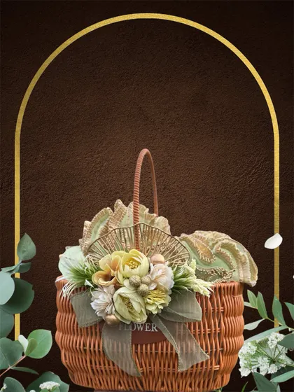 This multipurpose rattan style basket with a handle is another versatile option for your gifting needs. Here, it is decorated with a beautiful arrangement of fans and flowers, ready to be filled with goodies.