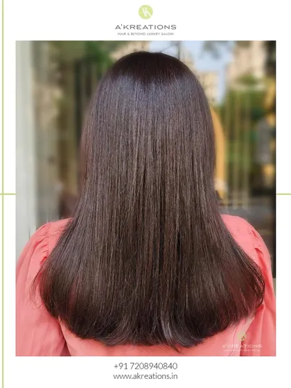 A back view of our natural brown highlights, showing the sleek, healthy finish and the subtle, beautiful color.