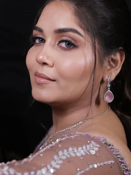 A detailed shot of the eye makeup for this soft sangeet look. I used neutral tones with a hint of shimmer to create definition without being too heavy.