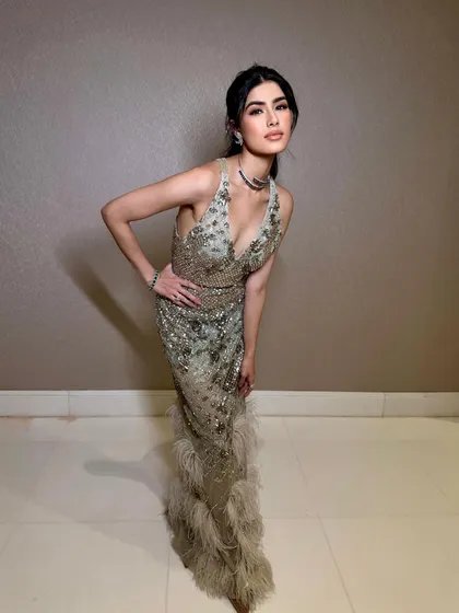 Learn to create high-fashion, editorial looks like this one in my upcoming masterclass. We focus on teaching you the skills to build a diverse and impressive professional portfolio.