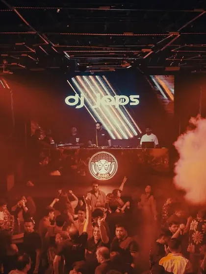 The party is in full swing with CO2 cannons blasting at SOHO Goa. I love using special effects to elevate the energy and create epic moments.