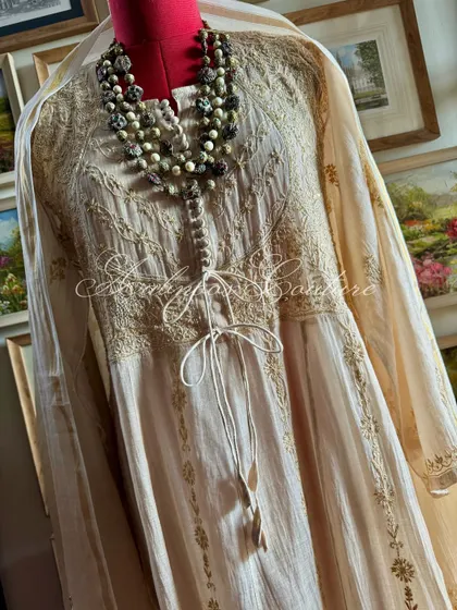 A view of the Anarkali with its coordinated Tissue Chanderi dupatta, for a classic, elegant appearance.