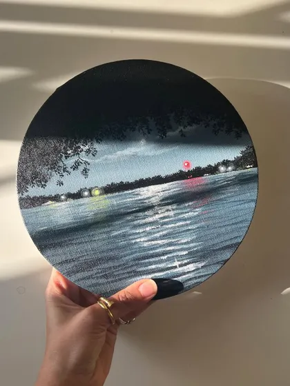 Another angle of the round nightscape painting.