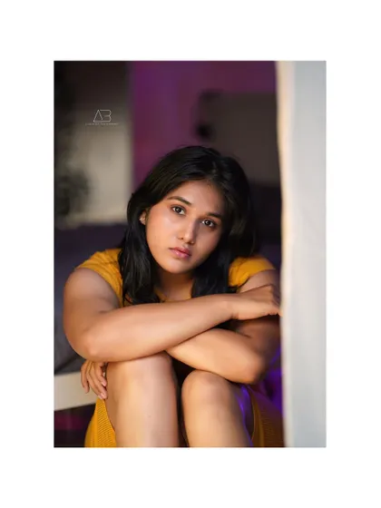 A duplicate of image 23, this shot is a great example of using color and shadow to create a cinematic mood.