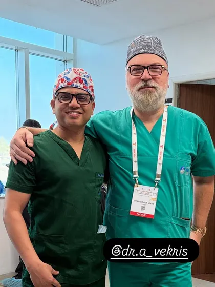 A picture with Dr. A. Vekris during a hands-on session at FUAsia 2025. Collaborating with international experts helps me bring the latest techniques back to my practice.