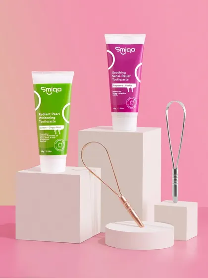 A fresh and modern composition for Smiqo toothpaste. We used vibrant pastel colors and minimalist geometric props to create a clean, eye-catching aesthetic that feels both playful and polished.