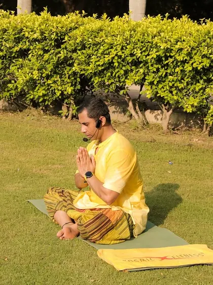 A personal moment of gratitude and focus. As a coach, I practice what I preach, finding my own center through yoga and meditation.