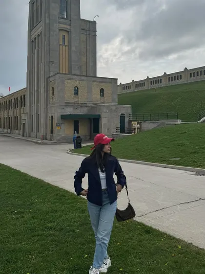 A full-length shot of my comfortable and stylish explorer outfit.