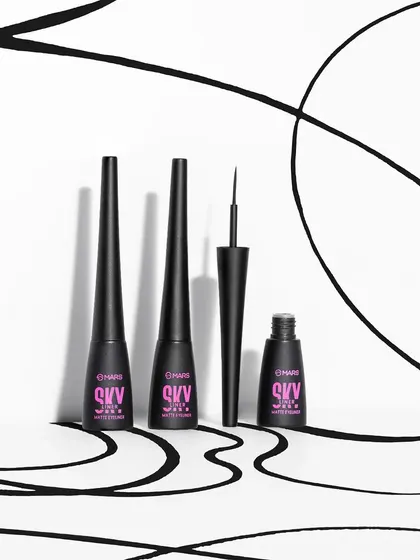This shot for Mars "Skyliner" uses abstract black lines on a white background to mimic the creative possibilities of an eyeliner. It’s a simple, graphic, and effective way to showcase the product's primary function.