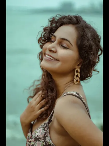 A joyful, candid smile. I always aim to capture these genuine moments during a shoot, as they bring a lot of personality and warmth to the final gallery.