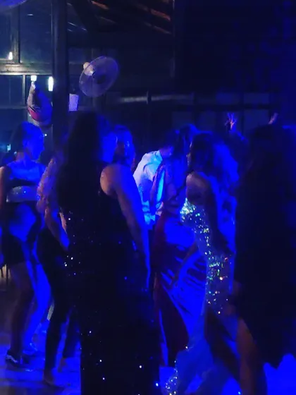 A killer session with a killer crowd. The dance floor was packed from start to finish.