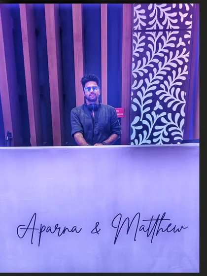 At the console for Aparna and Matthew's special day. It's a pleasure to work with amazing wedding planners like Purple Rings to create a seamless and memorable experience.