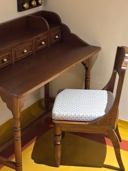 Glimpses from the Kundapur Residence, a coastal home for which we crafted furniture inspired by traditional designs from the Madras Presidency era. This video shows our team delivering and setting up the pieces.