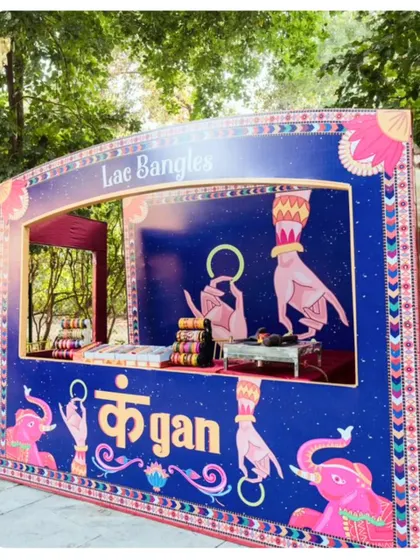 A live lac bangle making stall is a wonderful way to engage guests and give them a beautiful, personalized party favor to take home. It adds a traditional and interactive element to your Mehendi or Sangeet.