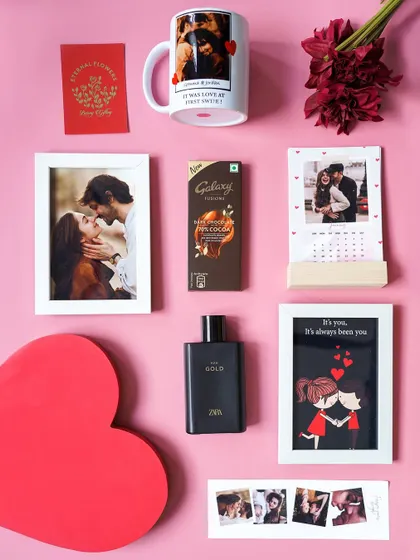 A deconstructed view of the 'Sweetheart's Delight' hamper, highlighting the level of personalization available.