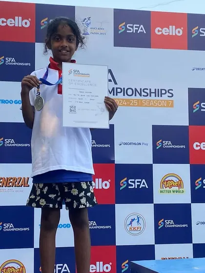 Our 'Chota Packet Bada Dhamaka', Gyaanvi Shivmath, with her U-10 girls singles silver medal at the SFA Championship. Her consistent performance at such a young age is truly inspiring for everyone at the academy.