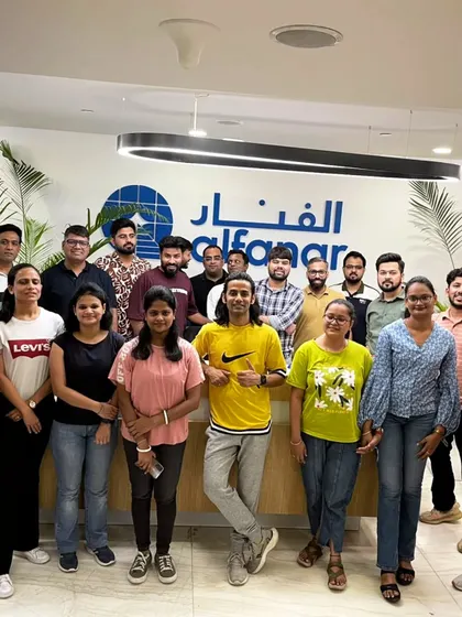A happy team after a great session. This is my goal every single time. We sweat, we laugh, and we finish with a powerful sense of togetherness. Thank you to the fantastic team at Alfanar.