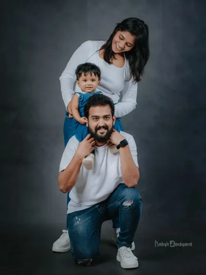 Love, laughter, and endless memories. We create comfortable studio settings for classic family photography.