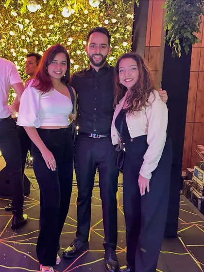 From fun sessions to event day practices, we loved every moment with this family. Here's a picture with one of our past clients who we met again.