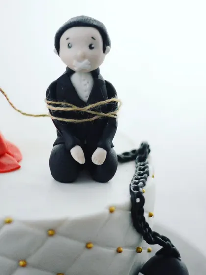 A close-up of the groom, all tied up and ready for the big day.