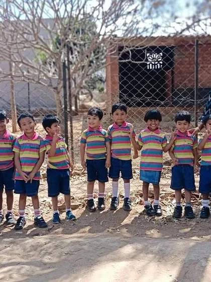 Another group of our shining stars enjoying their educational and fun-filled day at Jain Farm.
