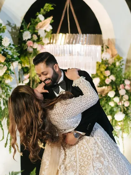 A beautiful dip at the end of a romantic dance. We choreograph the entire performance, from the first step to the final, memorable pose.