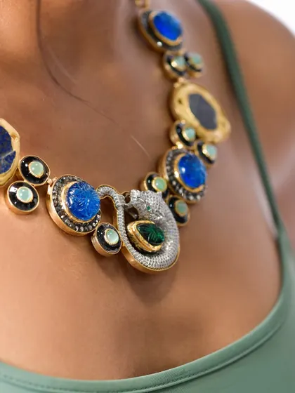 When it comes to product photography, the details are everything. This close-up for Curiocottage Jewelry was carefully lit to showcase the craftsmanship and unique design of the piece.