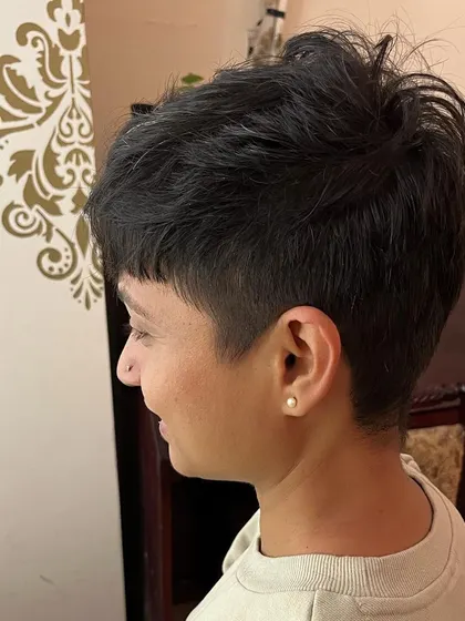 An undercut pixie for Jigisha. The key to a great pixie is keeping it feminine, even with edgy details like an undercut.
